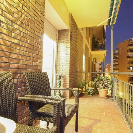 Apartamento La Feria Lägenhet Sevilla Exteriör bild