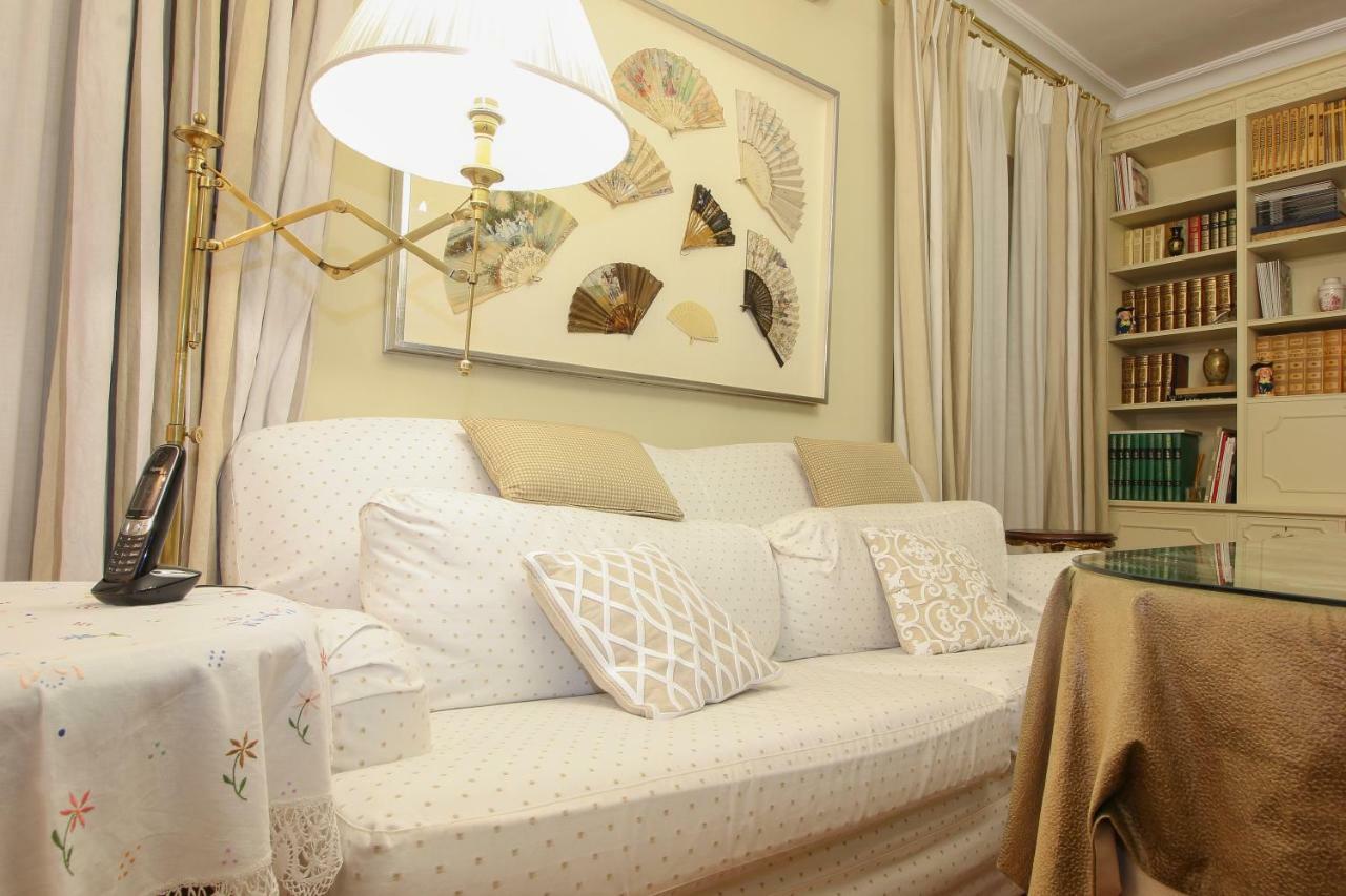 Apartamento La Feria Lägenhet Sevilla Exteriör bild