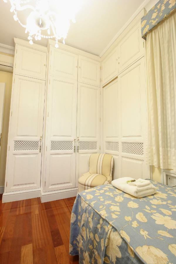 Apartamento La Feria Lägenhet Sevilla Exteriör bild