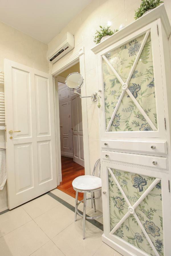 Apartamento La Feria Lägenhet Sevilla Exteriör bild