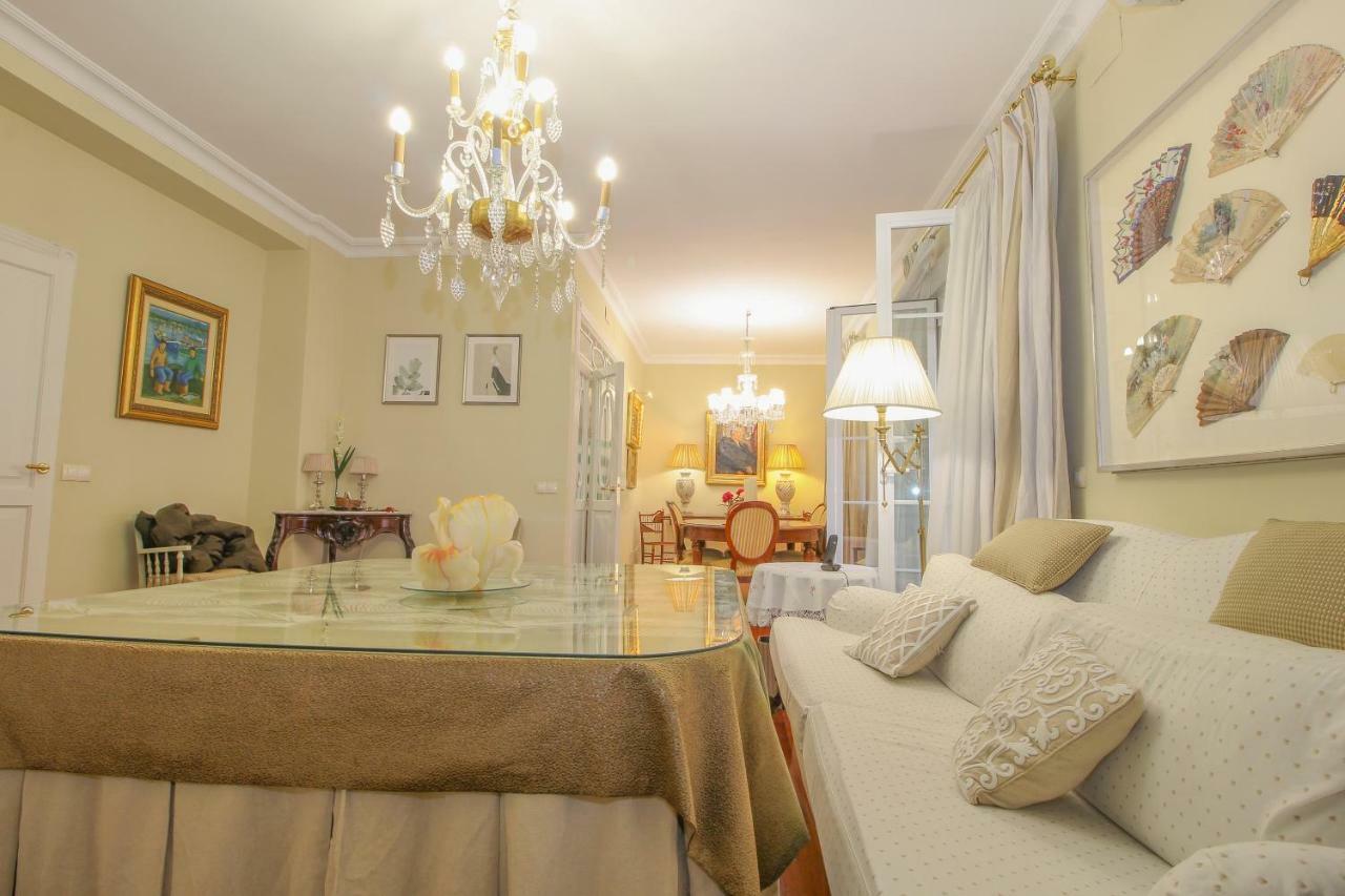 Apartamento La Feria Lägenhet Sevilla Exteriör bild