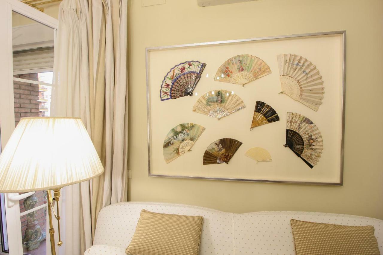 Apartamento La Feria Lägenhet Sevilla Exteriör bild